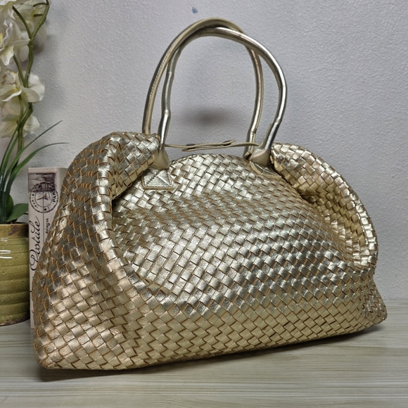 Cochni Handbags - Cochni Italian Leather Goldtone XL Weave Tote Shoulder Bag